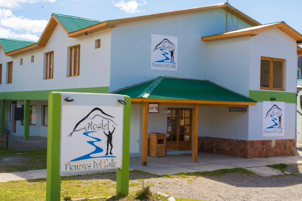 Hostel Pioneros Del Valle El Chalten Exterior photo